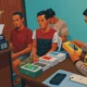 Ilustrasi - Tiga karyawan logistik di Bandara Hasanuddin ditangkap polisi karena mencuri 68 unit ponsel dan smartwatch.