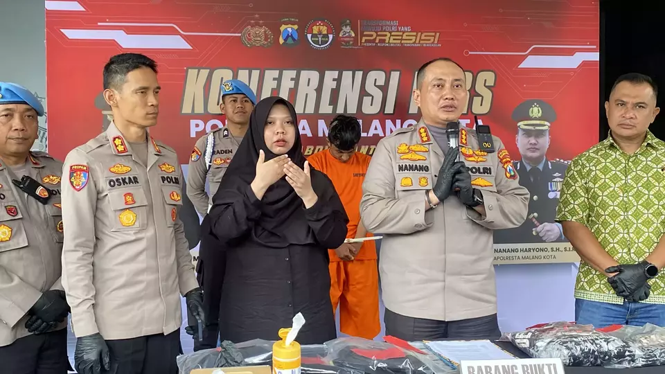 Kapolresta Malang Kota, Kombes Pol Nanang Haryono menjelaskan soal kasus penusukan anggota perguruan silat di Kota Malang. (Beritasatu/Putu Ayu Pratama Sugiyo)