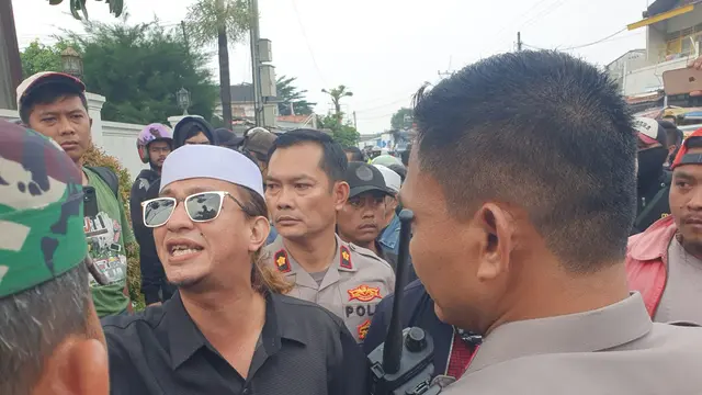 Habib Bahar dan Pengikutnya Geruduk Pelantikan PWI LS Jabodetabek