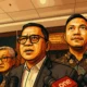 Ilustrasi - Hasto Kristiyanto bersama kuasa hukumnya di Pengadilan Tipikor Jakarta.