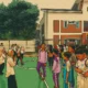 Ilustrasi - Sekolah rakyat di Sentra Handayani, Cipayung, Jakarta Timur, tak hanya fokus pada pelajaran akademik. Sekolah ini justru menekankan pentingnya keseimbangan antara pendidikan intelektual, emosional, dan spiritual. Salah satu cara unik yang diterapkan adalah mengajak para siswa untuk melakukan refleksi diri setiap malam sebelum tidur.