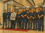 Ilustrasi - Konferensi pers Kejagung saat mengumumkan empat tersangka kasus korupsi pengadaan laptop chromebook di Jakarta, Selasa (15/7/2025) malam.