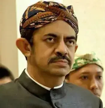 riza chalid
