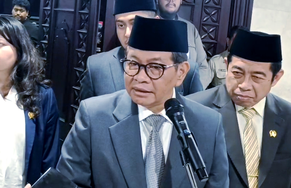 Pemerintah Provinsi (Pemprov) Jakarta segera buka lowongan kerja 1.000 petugas pemadam kebakaran di Jakarta. Warga bukan pemegang KTP Jakarta tetap boleh ikut mendaftar. (Beritasatu/Mita Amalia Hapsari)